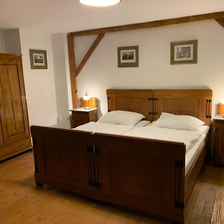 Ferienhaus Spacious In Luknov With Private Garden *