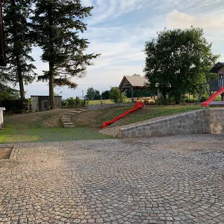 Spacious In Luknov With Private Garden Ferienhaus *